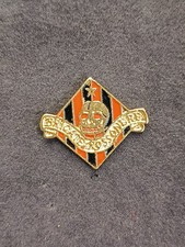 Old Pins Pin Badge Spilla
