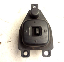 RICAMBI USATI, COMANDO REGOLAZIONE SPECCHIETTI ESTERNI MAZDA 2, ANNO: 2008