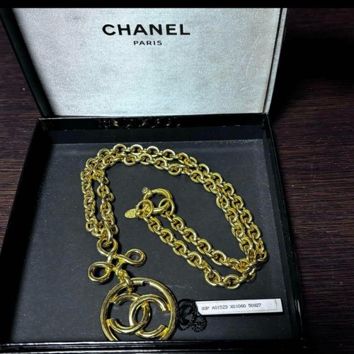 Chanel coco mark 93p - chanel, necklace