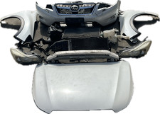 musata completa anteriore per modello SUBARU XV colore bianca ricambi usato