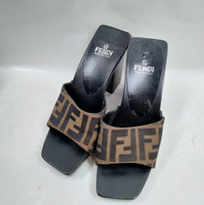 Autentico! Venditore USA!  FENDI FF Logo Mule Tacchi US 5,5 Donna Marrone/Nero