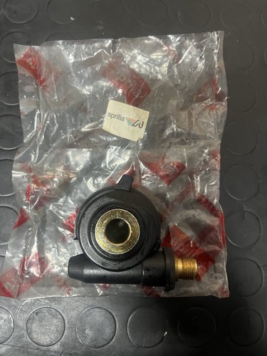 Ap8201925 rinvio contakm - rinvio,