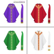 Set di 4 casule e stole
