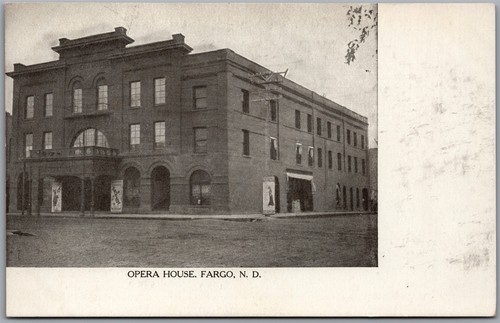 Postcard fargo north dakota - postcard,
