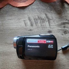 Videocamera digitale compatta Panasonic SDR-S7 con batteria 