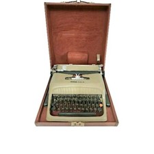 Macchina da scrivere Olivetti