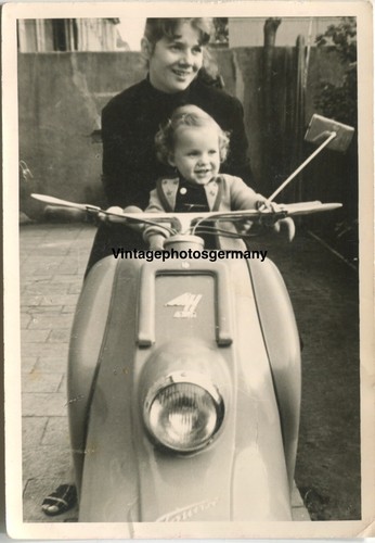 D9517 foto anni donna - anni,