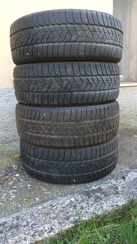 Gomme invernali 235 50 r19 - 50,