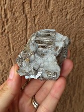 Minerali *** MICA MUSCOVITE