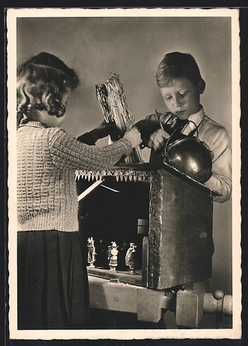 Bambini creano una - creano, culla