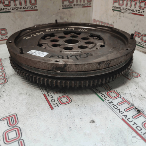 Volano motore con corona