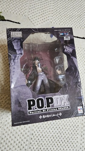 One piece mihawk pirates - one,
