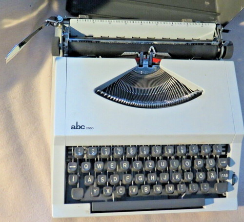Macchina scrivere da - da,