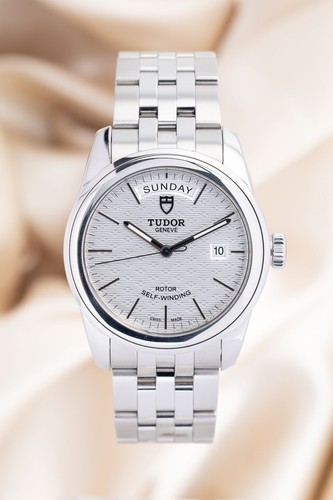 Tudor glamour date day - tudor, date-day