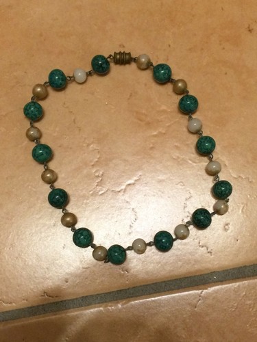 Collana con imitazione - , di