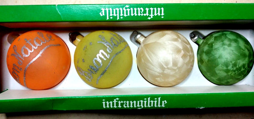 Scatola con palline di - scatola,