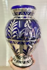 Grande Vaso Deco’ In Cristallo Blu Oltremare E Decori In Argento. Boemia 1930