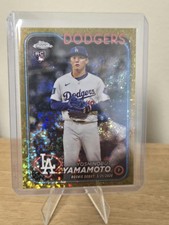 2024 Topps Cromo Oro Mini Diamante Rifrattore /50 Yoshinobu Yamamoto