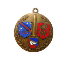 VECCHIA MEDAGLIA MILITARE NOMINALE 8° BERSAGLIERI SMALTATA 1950-60