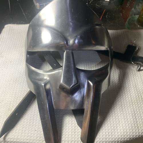 Maschera doom metallo - doom,
