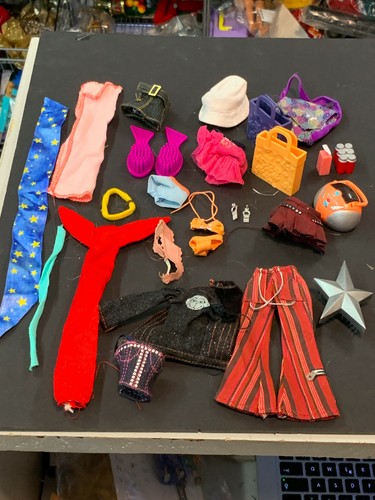 Bratz lotto abiti accessori - bratz, e