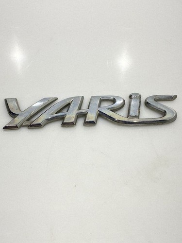 Toyota yaris 2016 emblema - 2016,