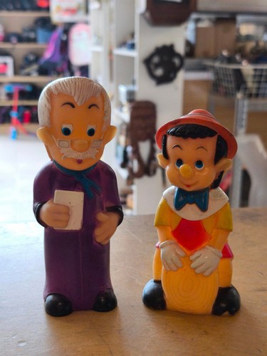 Pinocchio mastro geppetto - pinocchio, e