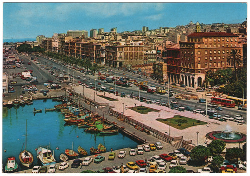Cagliari via roma e porto - cagliari,