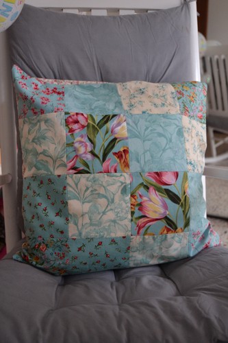 Cuscino patchwork floreale - cuscino,