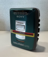 Sony Walkman WM-FX171 FM/AM Radio Cassette Verde Funzionante Cinghia Nuova