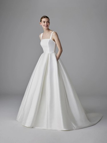 Beautiful new pronovias - beautiful,