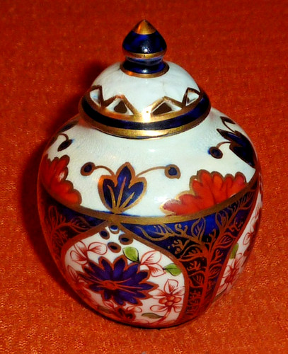 Antica pentola con - , coperchio