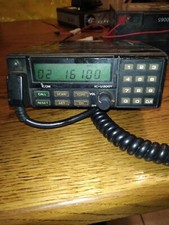 Ricetrasmettitore FM  ICOM