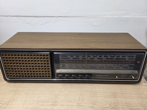Radio antica scaffale - radio,