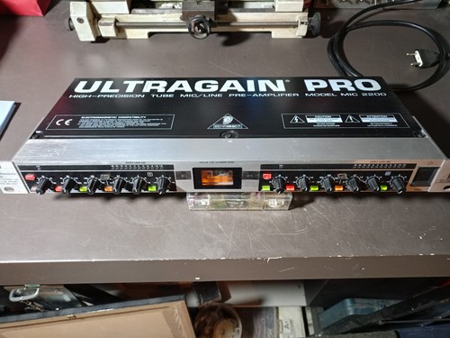 Preamplificatore valvolare