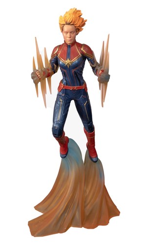 Captain marvel diamond - captain,