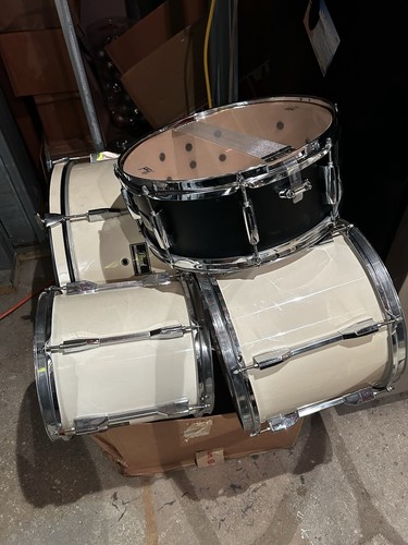 Vintage drum set - vintage,