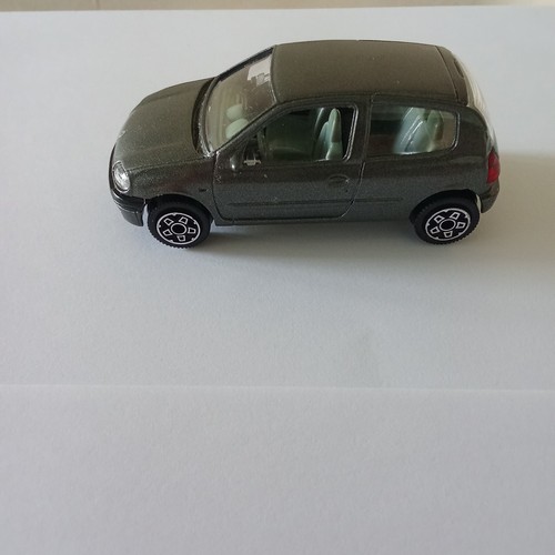 Burago renault clio - burago,