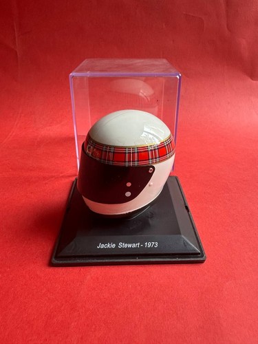 Jackie stewart 1973 f1 - jackie,