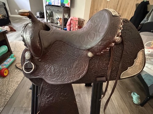 Circle saddle - y,