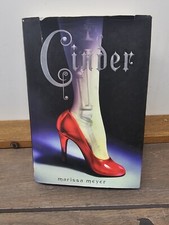 The Lunar Chronicles Ser