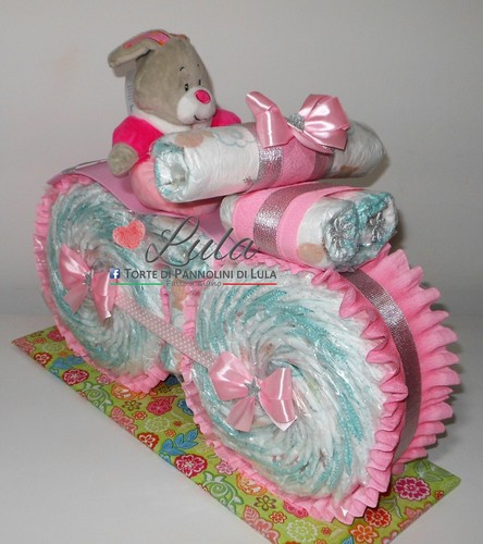 Torta pannolini moto pampers - pannolini,
