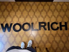 Insegna originale Woolrich lettere in legno 25 cm
