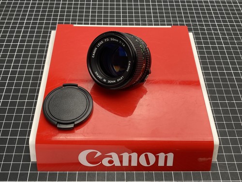 Canon 50mm 4 - f/1,4, ✅