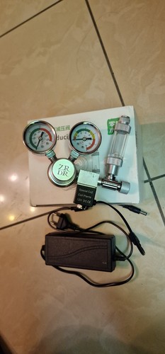 Riduttore regolatore di - o,