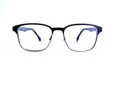 Nuovi occhiali quadrati