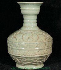 Antico vaso bottiglia fiori