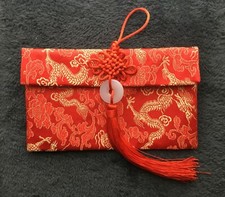 Busta sacchetto rosso ricami oro regalo / Bag envelope red embroidery gold gift
