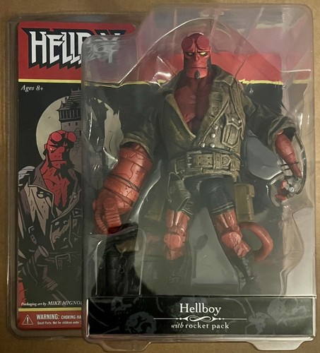 Modellino hellboy mezco - modellino,