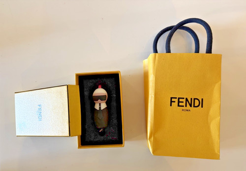Fendi karl lagerfeld love - fendi,